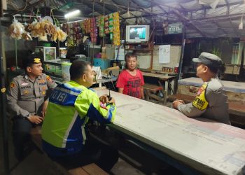 POLSEK WONOCOLO PATROLI DIALOGIS WUJUDKAN WILAYAH AMAN DAN KONDUSIF