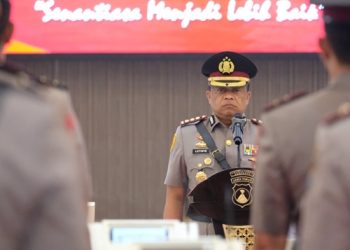 Kapolrestabes Surabaya Pimpin Upacara Sertijab Pejabat Utama dan Kapolsek Jajaran