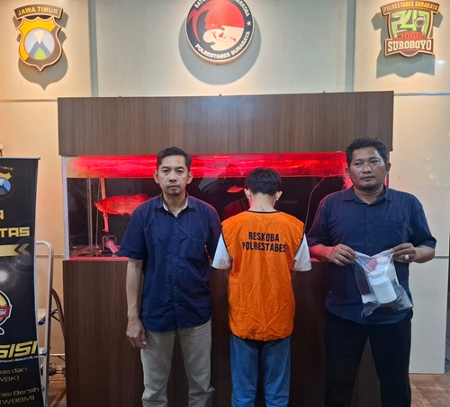 Sempat Kabur Diteriaki Copet, Pengedar Pil Diamankan Polrestabes Surabaya